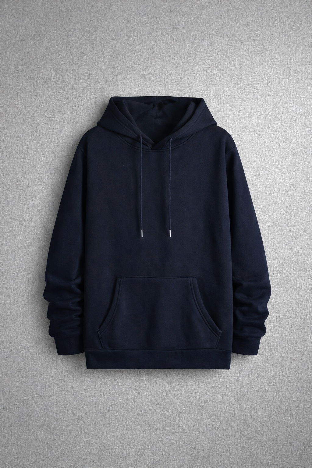 Oversized Winter Hoodie – Minimalist Street Fashion