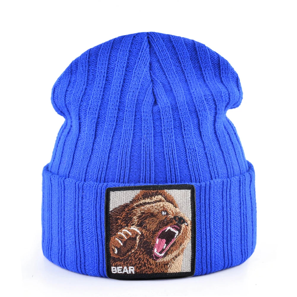 Embroidered Bear Knit Beanie – Stylish Winter Streetwear Hat for Men & Women