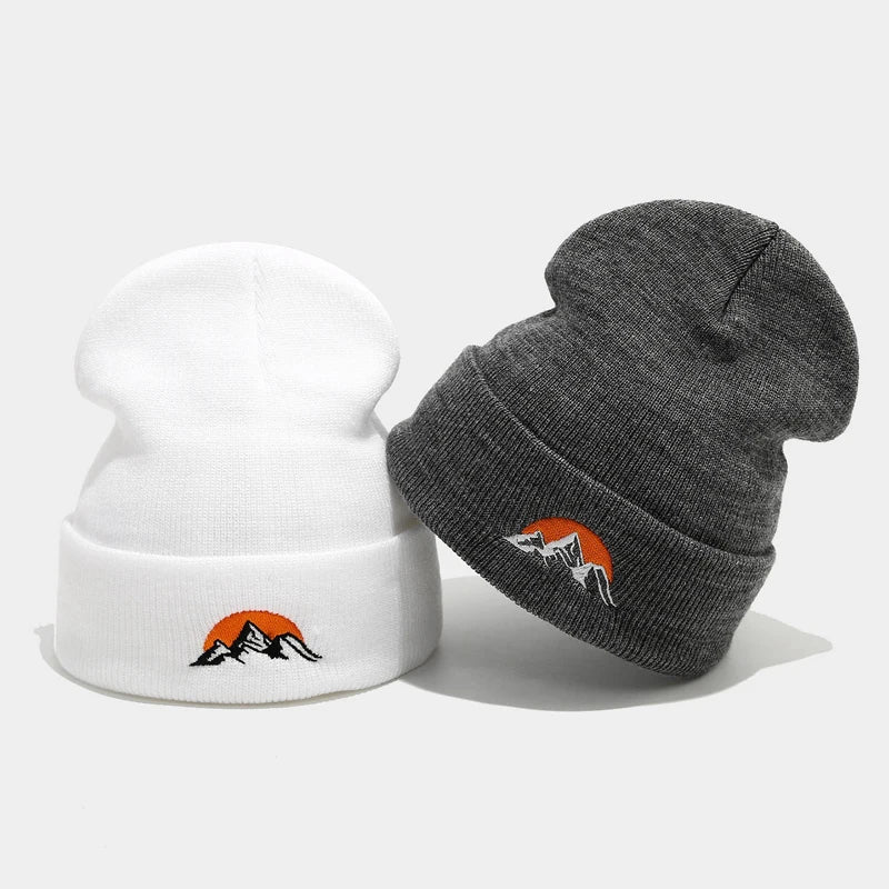 Casual Beanies for Men Women Fashion Embroidered Street Knitted Hat Winter Keep Warm Skullies Hats Bonnet